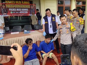 2 Rampok Bersenpi yang Sekap Tirwan Konsumsi Sabu Sebelum Beraksi 2 Rampok Bersenpi yang Sekap Tirwan Konsumsi Sabu Sebelum Beraksi