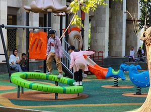 Ngabuburit di Komplek Masjid Istiqlal