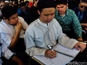 Asa Bobi, Disabilitas Netra Jadi Hafiz Berkat Al-Quran Braille Digital Asa Bobi, Disabilitas Netra Jadi Hafiz Berkat Al-Quran Braille Digital
