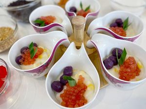 Resep Bubur Jagung Manis, Legit Creamy dengan Aneka Topping Resep Bubur Jagung Manis, Legit Creamy dengan Aneka Topping