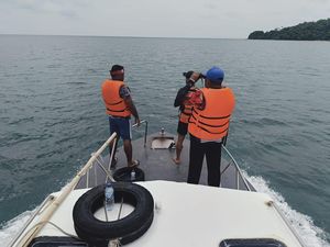 Perahu Bawa Rombongan Ultah Hilang di Tanimbar, 1 Penumpang Dikabarkan Tewas Perahu Bawa Rombongan Ultah Hilang di Tanimbar, 1 Penumpang Dikabarkan Tewas