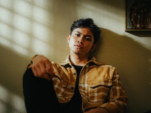 Alvin Mayhard Lapian Debut Single Lewat Masa Laluku