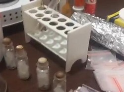 Kronologi Polisi Gerebek Rumah Produksi Sabu di Lampung