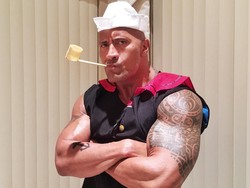 Siapa yang Cocok Bintangi Popeye, Dwayne Johnson atau Daniel Craig?