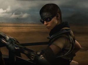 Anya Taylor-Joy Ingin Botak demi Furiosa: A Mad Max Saga Anya Taylor-Joy Ingin Botak demi Furiosa: A Mad Max Saga