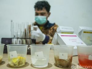 Jajanan Takjil di Gambir Diuji, Begini Hasilnya