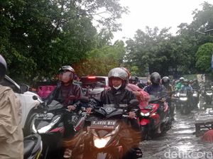 Titik Banjir di Jakarta Bertambah, Kini Rendam 12 RT dan 22 Ruas Jalan