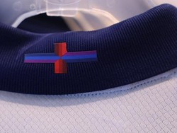 Kontroversi Jersey Timnas Inggris