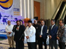 Prabowo Sebut Surya Paloh Sahabat Lama