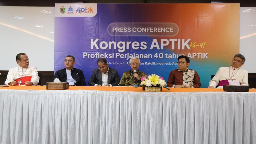 Kongres APTIK ke-41 Bahas Kerapuhan Mental di Kampus dan Era Disruptif Kongres APTIK ke-41 Bahas Kerapuhan Mental di Kampus dan Era Disruptif