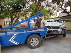 Mobil Tabrak Truk di Jalan Srandakan Bantul, 1 Orang Luka