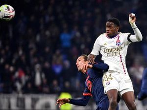 Prancis Larang Pemain Muslim Puasa Saat Ramadan