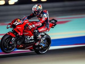 Pedro Acosta Menggila: Asapi Binder, Marquez, hingga Bagnaia Pedro Acosta Menggila: Asapi Binder, Marquez, hingga Bagnaia