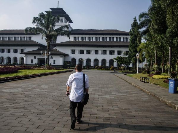 Setiap Jumat, Gedung Sate Bebas Kendaraan