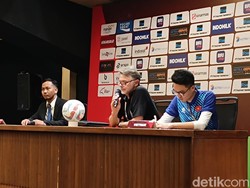 Pelatih Vietnam Kritik Kualitas Lapangan SUGBK