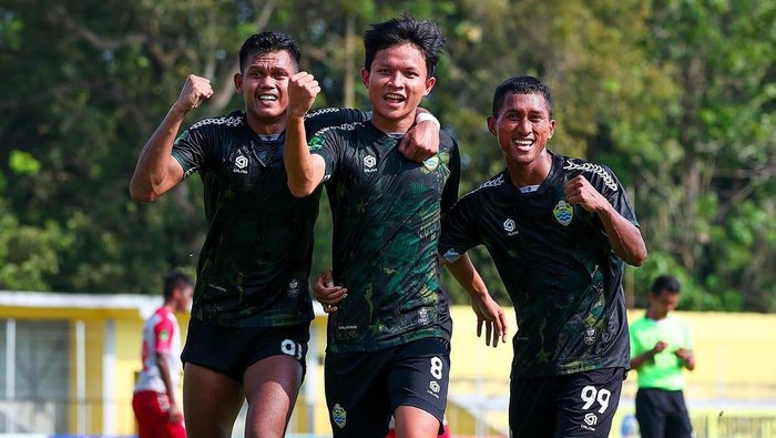 PSKC Cimahi menggunakan apparel Calma