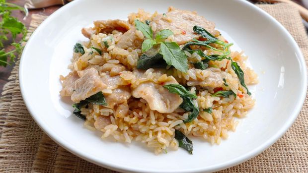 Resep Nasi Goreng Ayam Kemangi