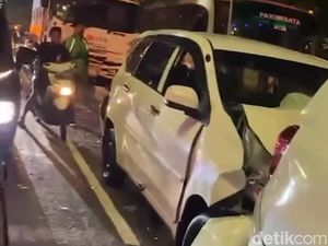 Tabrakan Beruntun di Sunset Road, Truk Seruduk 3 Kendaraan