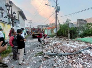 5 Bangunan di Surabaya Rusak Akibat Gempa Tuban