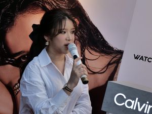Alasan Tiara Andini Lebih Suka Pakai Jam Tangan Berwarna Hitam Alasan Tiara Andini Lebih Suka Pakai Jam Tangan Berwarna Hitam