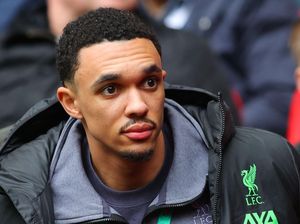 Rooney ke Southgate: Alexander-Arnold Jangan Dijadikan Gelandang