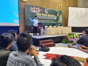 Emil Dardak Tegaskan Bareng Khofifah Lagi di Pilgub Jatim 2024