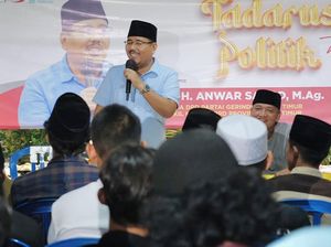 Momen Gus Sadad Ladeni Pertanyaan Kritis Mahasiswa Saat Tadarus Politik Momen Gus Sadad Ladeni Pertanyaan Kritis Mahasiswa Saat Tadarus Politik