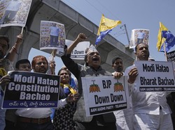 Partai Oposisi India Kesal Banget! Dekat Pemilu Malah Ditagih Pajak