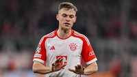 Joshua Kimmich siap dilepas. Pemain berusia 29 tahun itu kabarnya diminati Barcelona sampai Manchester United (Getty Images)
