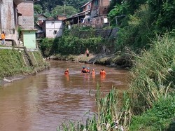 Bocah 4,5 Tahun Hanyut Saat Main di Dekat Sungai Brantas Kota Malang