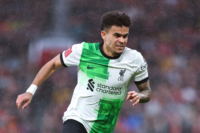 MANCHESTER, ENGLAND - MARCH 17: Luis Diaz of Liverpool during the Emirates FA Cup Quarter Final fixture between Manchester United and Liverpool at Old Trafford on March 17, 2024 in Manchester, England. (Photo by Robbie Jay Barratt - AMA/Getty Images)