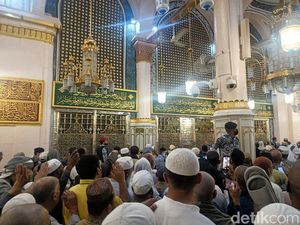 Bolehkah Wanita Haid Ziarah ke Makam Nabi dan Raudhah? Bolehkah Wanita Haid Ziarah ke Makam Nabi dan Raudhah?