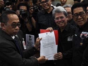 Momen TPN Ganjar-Mahfud Ajukan Sengketa Pilpres ke MK Momen TPN Ganjar-Mahfud Ajukan Sengketa Pilpres ke MK