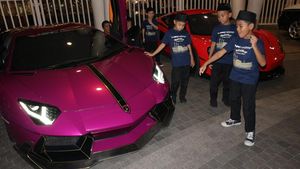 Potret Bahagianya Anak Yatim Diajak ISC Naik Supercar
