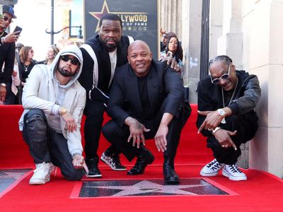 Produser Hip-Hop Dr. Dre Dapat Penghargaan Hollywood Walk of Fame