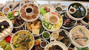 Sedap! Bubur Ase khas Betawi hingga Gohyong Viral di Resto Hotel Ini