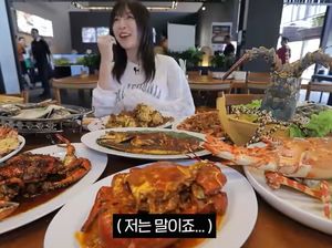 Gokil! Tzu Yang Mukbang 10 Kg Seafood Lobster hingga Udang di PIK Gokil! Tzu Yang Mukbang 10 Kg Seafood Lobster hingga Udang di PIK