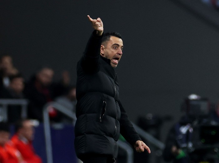 Soccer Football - LaLiga - Atletico Madrid v FC Barcelona - Metropolitano, Madrid, Spain - March 17, 2024 FC Barcelona coach Xavi REUTERS/Isabel Infantes
