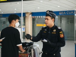 Viral Kasus Sepatu, Bea Cukai Beri Tips Hindari Denda Usai Belanja dari Luar Negeri