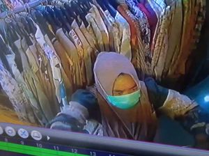 Emak-emak Curi Baju Gamis Rp 2,3 Juta di Butik Maros, Modus Pura-pura Belanja