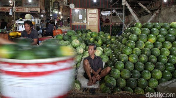 Harga dan Permintaan Buah Saat Ramadan Anjlok Akibat Musim Hujan