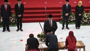 Momen Pelantikan Anggota KPU Provinsi Maluku dan 37 Anggota Kabupaten/Kota