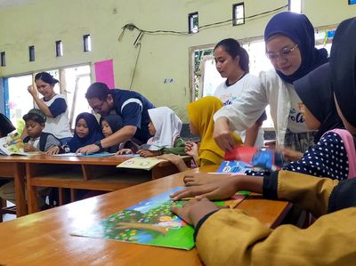 Peningkatan Literasi dan Edukasi untuk Anak-anak Pemulung
