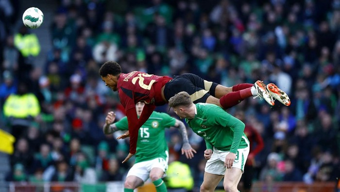 Soccer Football - International Friendly - Ireland v Belgium - Aviva Stadium, Dublin, Ireland - March 23, 2024 Irelands Evan Ferguson misses from the penalty spot REUTERS/Clodagh Kilcoyne