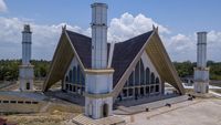 Uniknya Masjid Syaikh Utsman Jambi yang Tak Punya Kubah