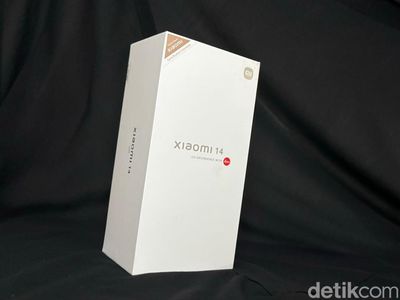Unboxing Xiaomi 14: HP Flagship Cakep Berkamera Leica