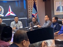 AHY Sambangi Fraksi Demokrat DPR, Gelar Pertemuan Tertutup