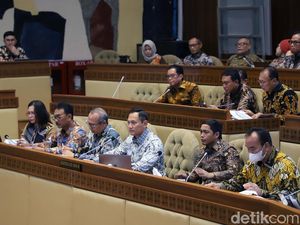 Anggota DPR Cecar AHY, Singgung 78 Pejabat BPN Kesandung Hukum Anggota DPR Cecar AHY, Singgung 78 Pejabat BPN Kesandung Hukum