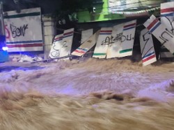 Hek Kramat Jati Banjir Lagi, Dinas SDA Bantah Proyek Tanggul Jebol