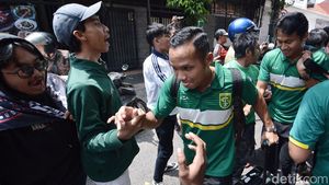 Momen Bonek Support Penuh Persebaya Jelang Derby Jatim